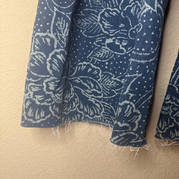 We The Free Free‎ People Youthquake Floral Printed Cropped Flare Jeans Size 29 - Picture 5 of 8